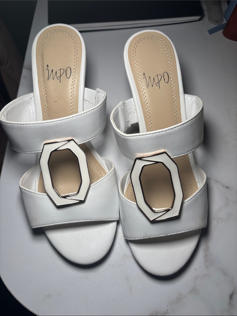 DSW White Double-Band Wedge Slides with Geometric Accent
